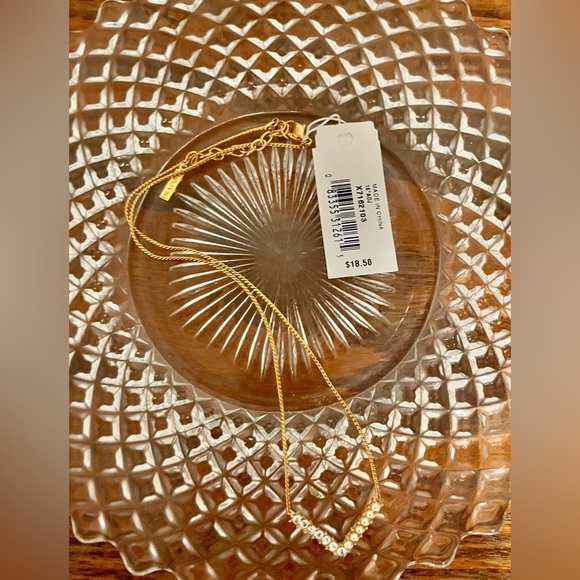 Napier Gold V-Shaped Necklace VTG New Tags Faux Diamonds 16” extender Minimalist - Picture 4 of 9